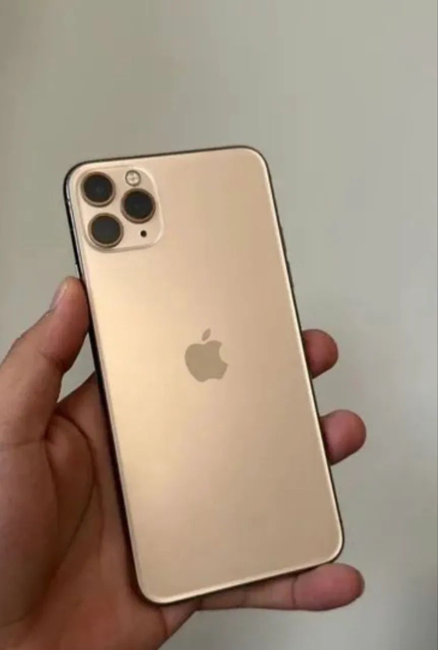 iPhone 11 Pro Max Apple 256GB Dourado - Celulares e Smartphones
