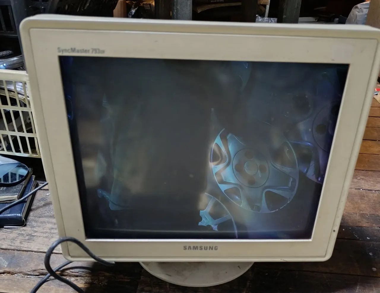 Monitor turbo 17 polegadas Samsung 64292067444097120