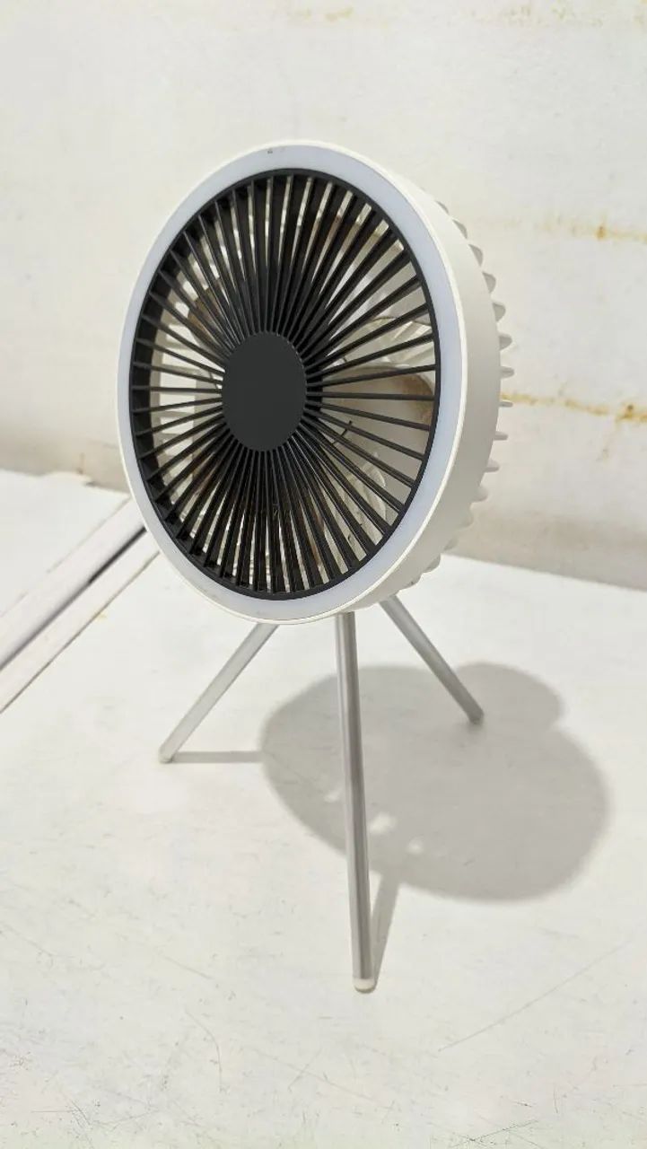 Ventilador de mesa 3 velocidades e luz de escritório 