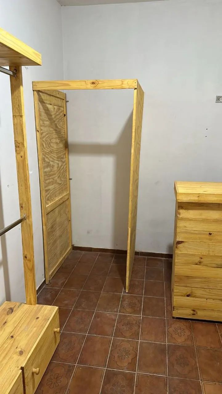 Loja balcão provador araras em pallets  - Foto 3