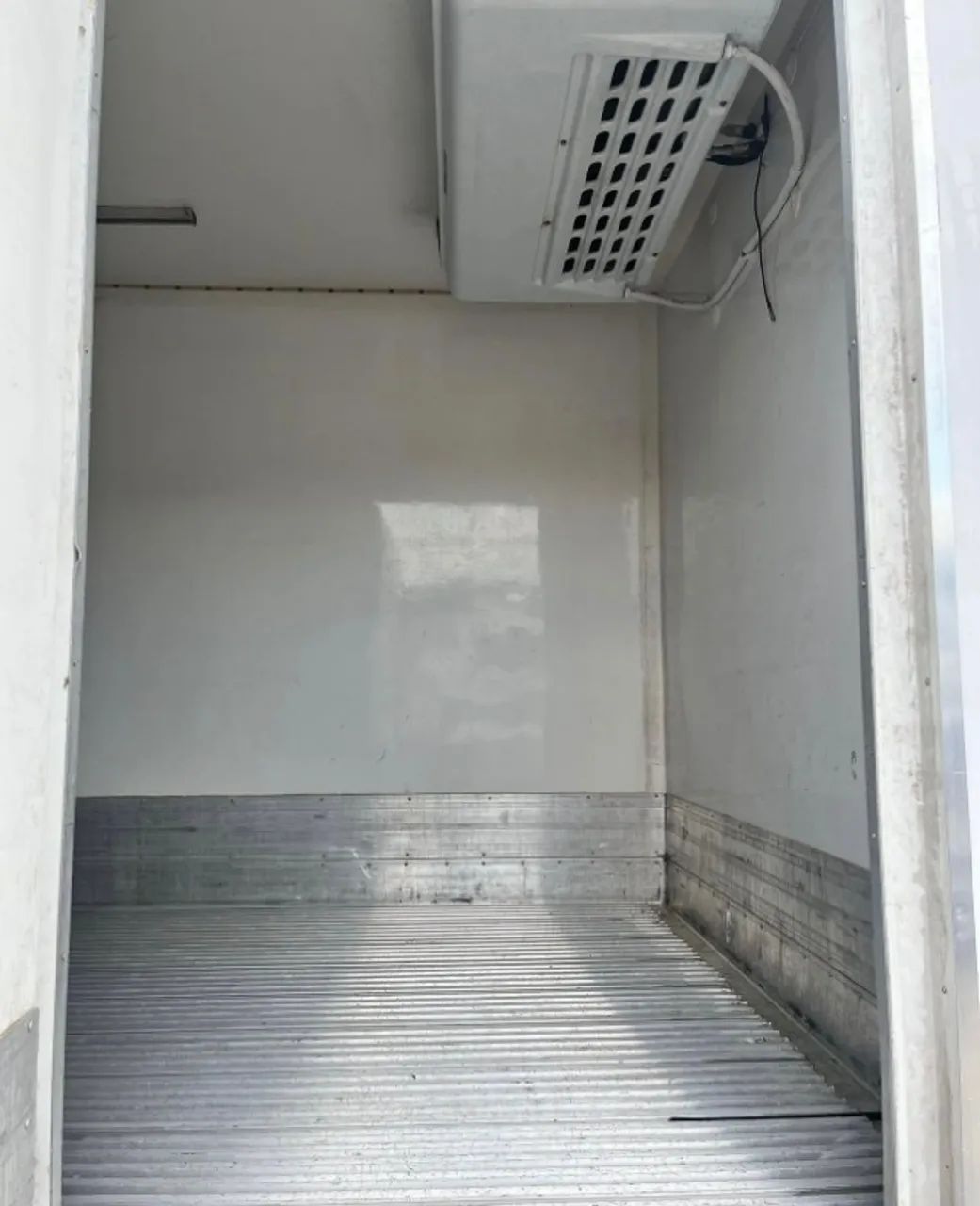 Vw 11180 4x2 - 2019  - Foto 6