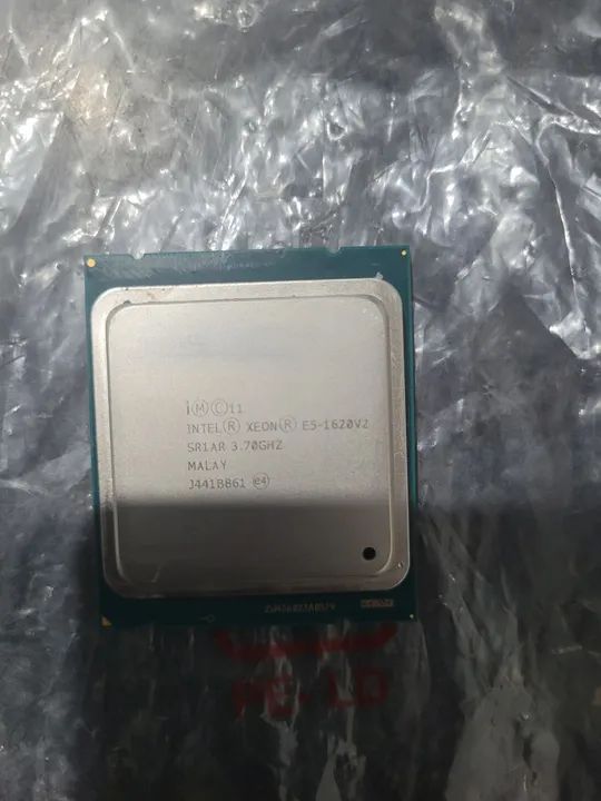 Processador Intel Xeon E5-1620V2 3.70GHz