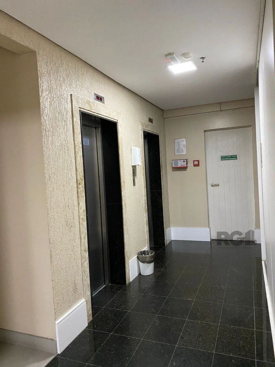 Sala Comercial à venda em Bom Fim - Foto 5