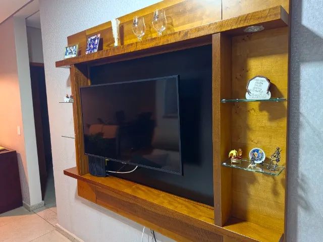 Painel de TV de madeira e com led - Foto 3