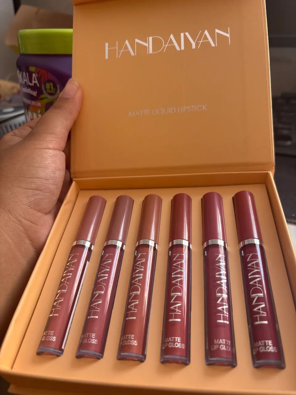 KIT BATONS MATTE LÍQUIDO NUNCA USADOS PARA VENDER RÁPIDO  - Foto 2