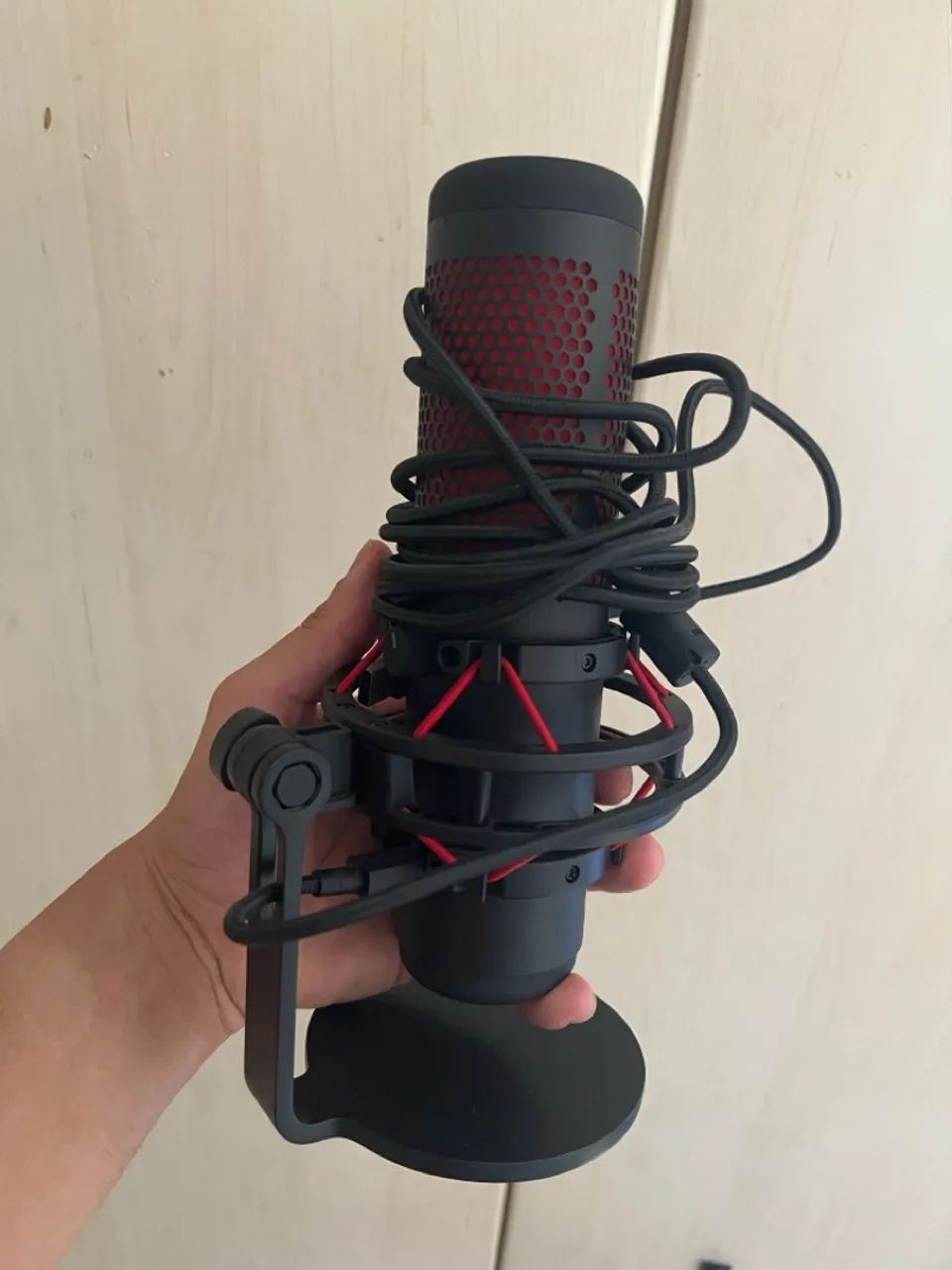 Microfone Gamer HyperX QuadCast USB com Shock Mount - Perfeito para Lives e Podcast - Foto 2
