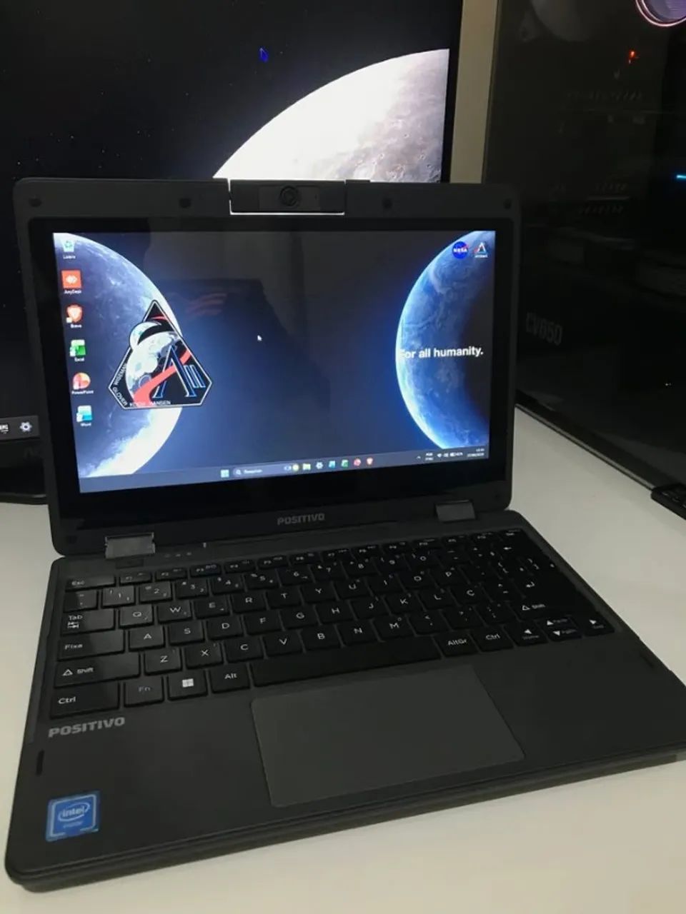 Notebook Positivo Master N1112