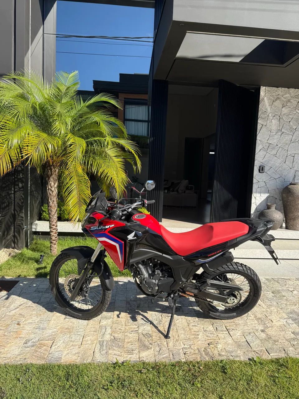 SAHARA 300 2026 0km 