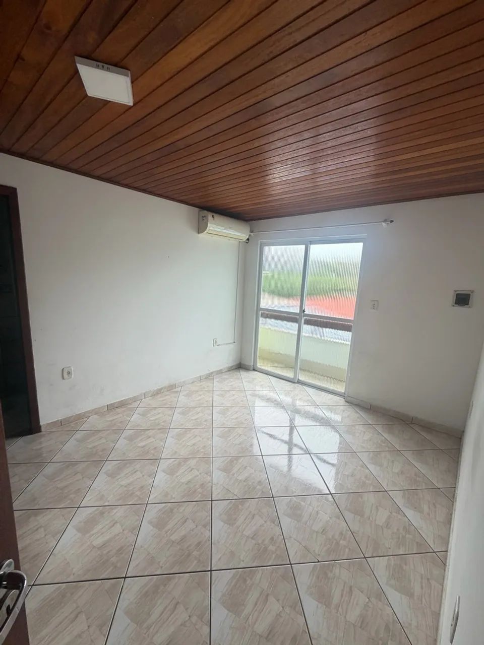 ALUGO RESIDÊNCIA NO CAMPECHE  - Foto 4