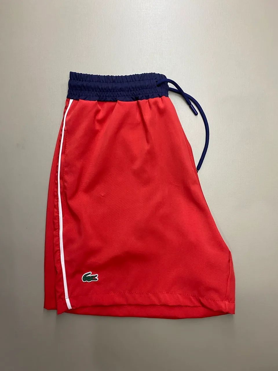 Bermuda Tactel Vermelha Limitada - Foto 2