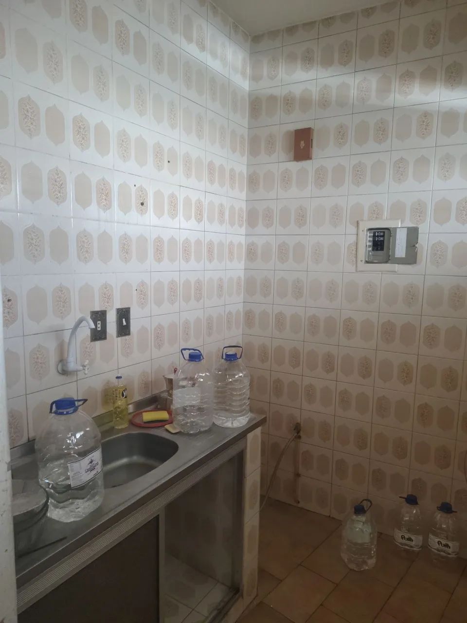 Vendo apê 2 quartos, suite, na rua 4, centro. - Foto 4