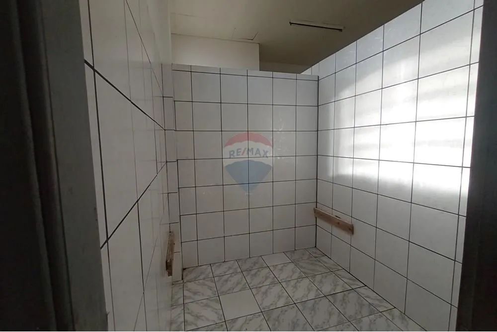 ALUGA-SE PRÉDIO COMERCIAL  IDEAL PARA PADARIA! - Foto 2