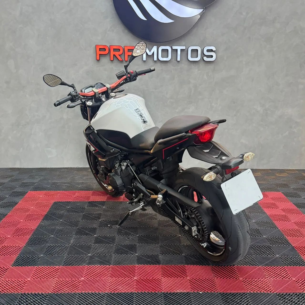 Yamaha XJ6 N SP - Foto 4