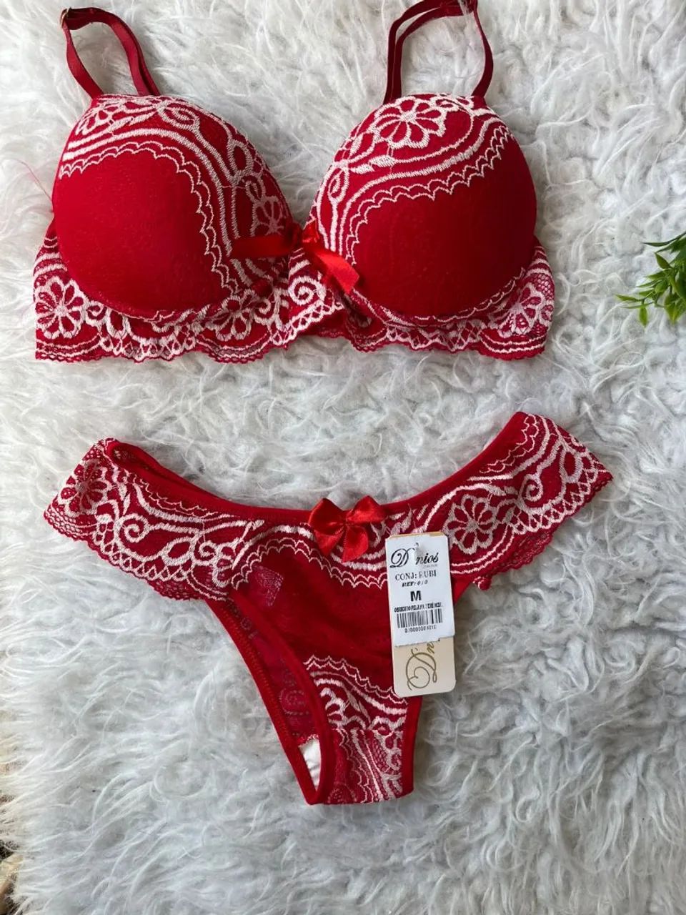 Roupas femininas - Foto 2