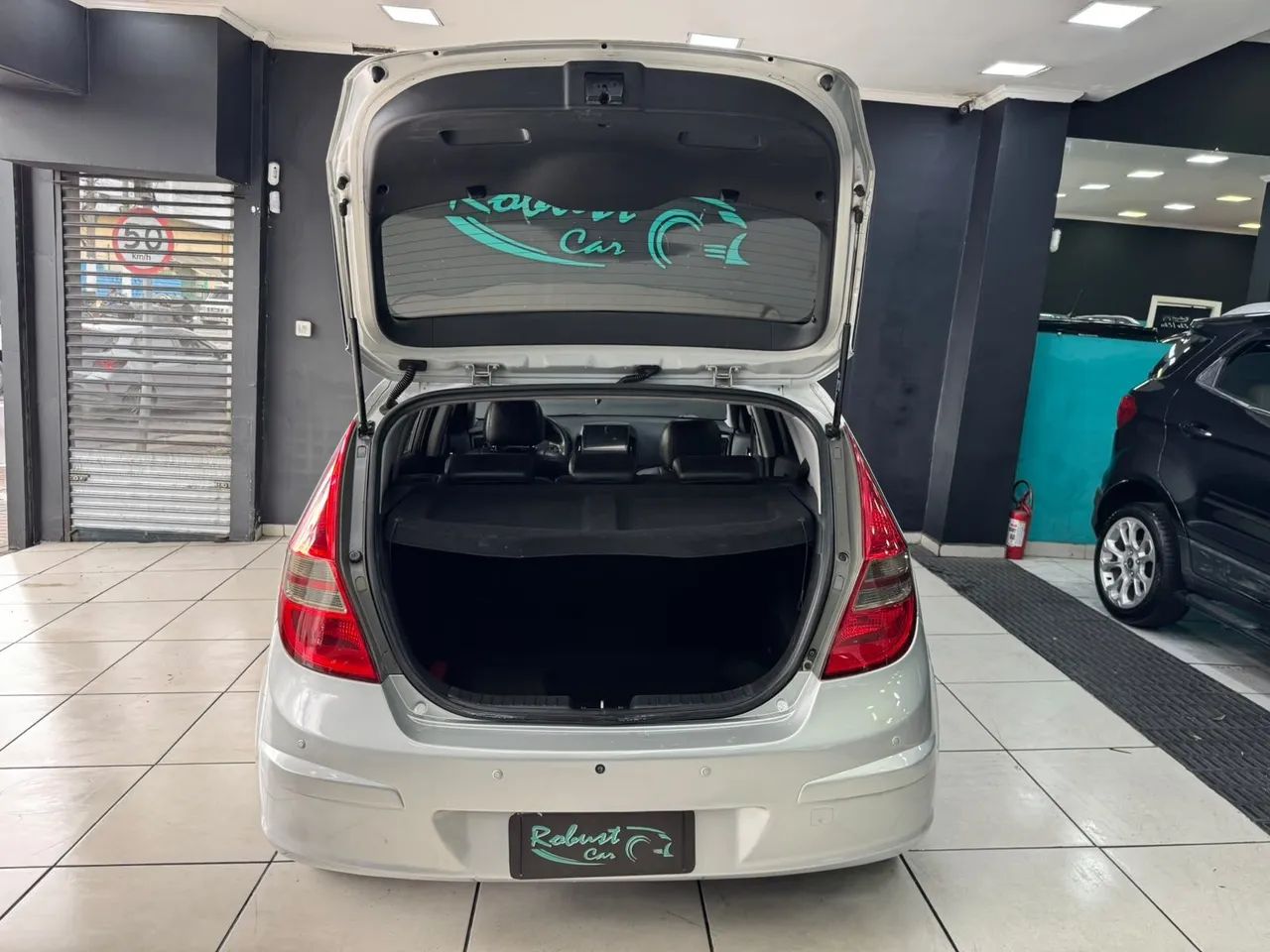 Hyundai i30 2.0 16V 145cv 5p Aut., foto 12 de 14