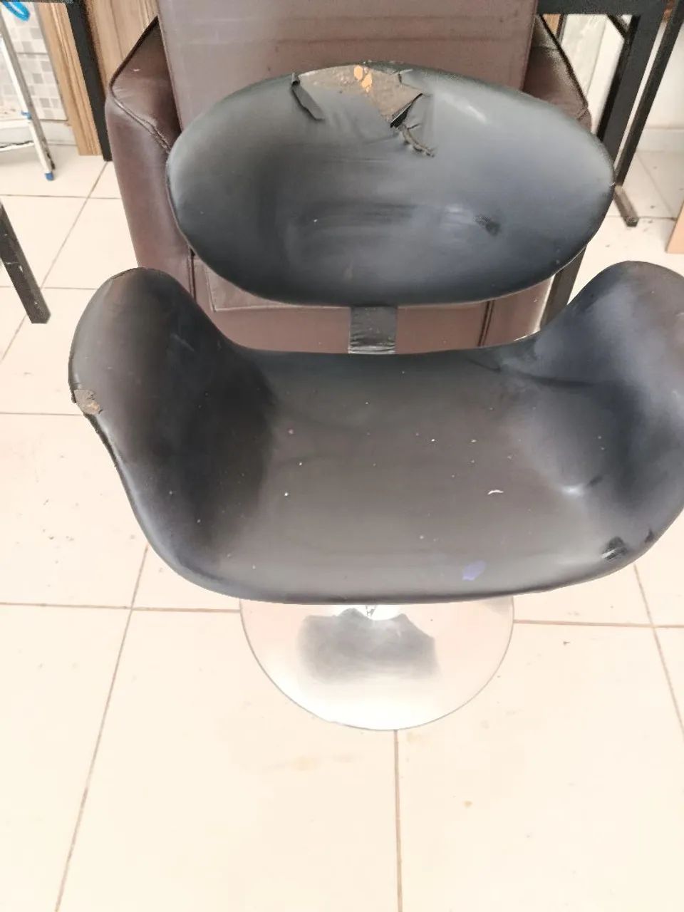 Cadeiras pra salão  - Foto 5