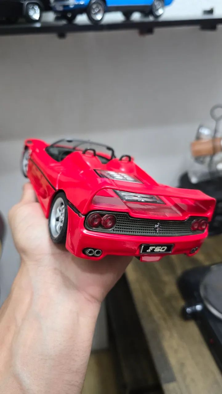Carrinho miniatura ferrare f15 escala 1:18 - Foto 6