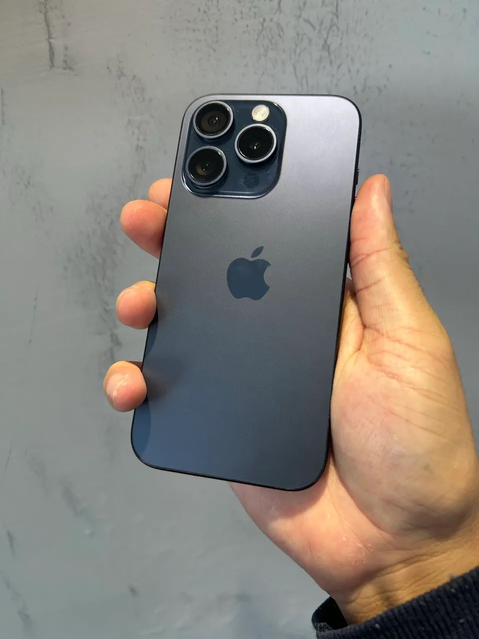 iPhone 15 pro 128gb | bateria 83% | 3 meses de garantia iPhone 15 pro 128gb | bateria 83% | 3 meses de garantia