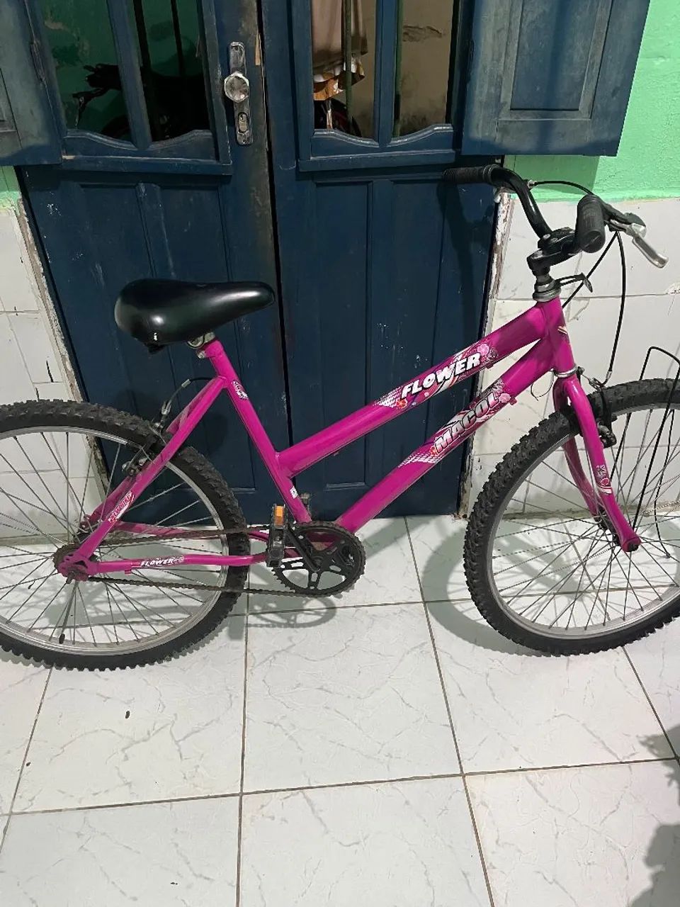 BICICLETA SEMI NOVA