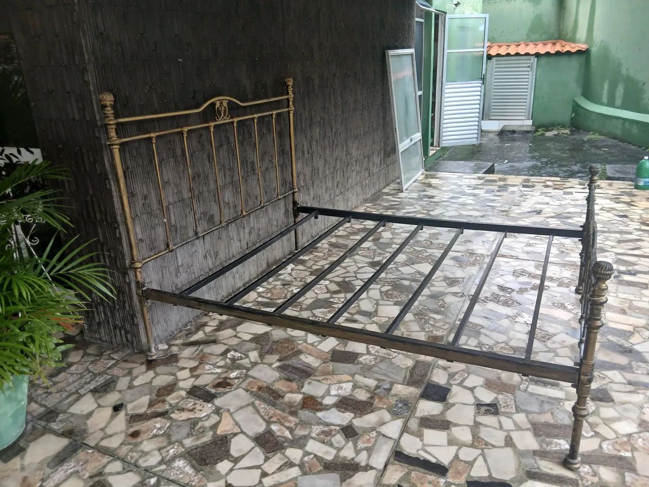 Cama classica de Ferro de facil montagem