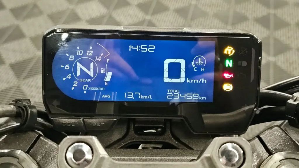 CB 650R - Foto 5