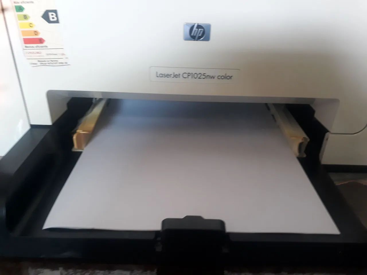 Impressora hp Laser jet CP1025 neste color - Foto 2