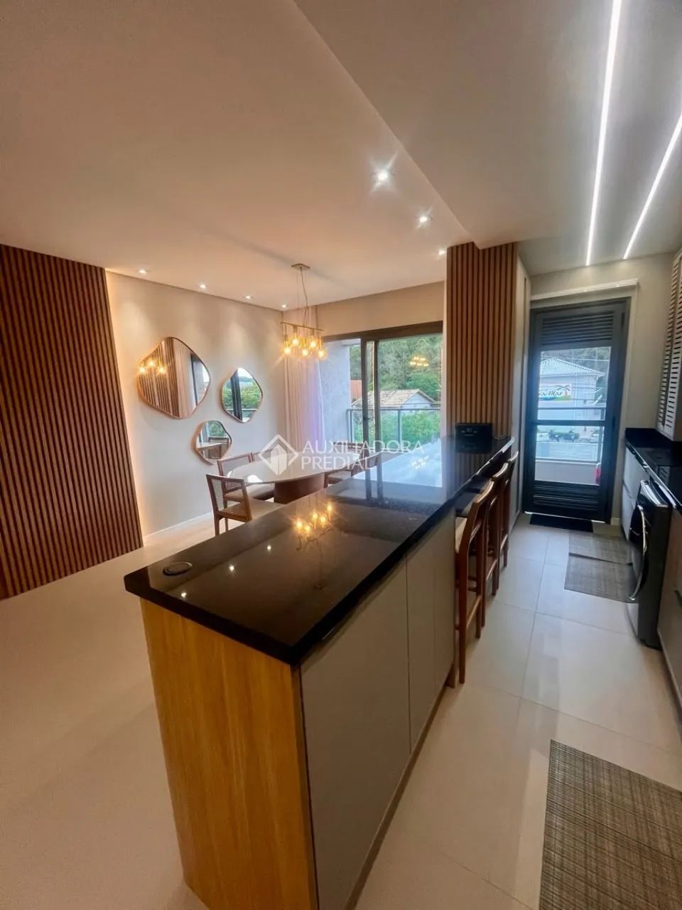 Locação Anual - Apartamento Mobiliado no Morro das Pedras - Foto 3