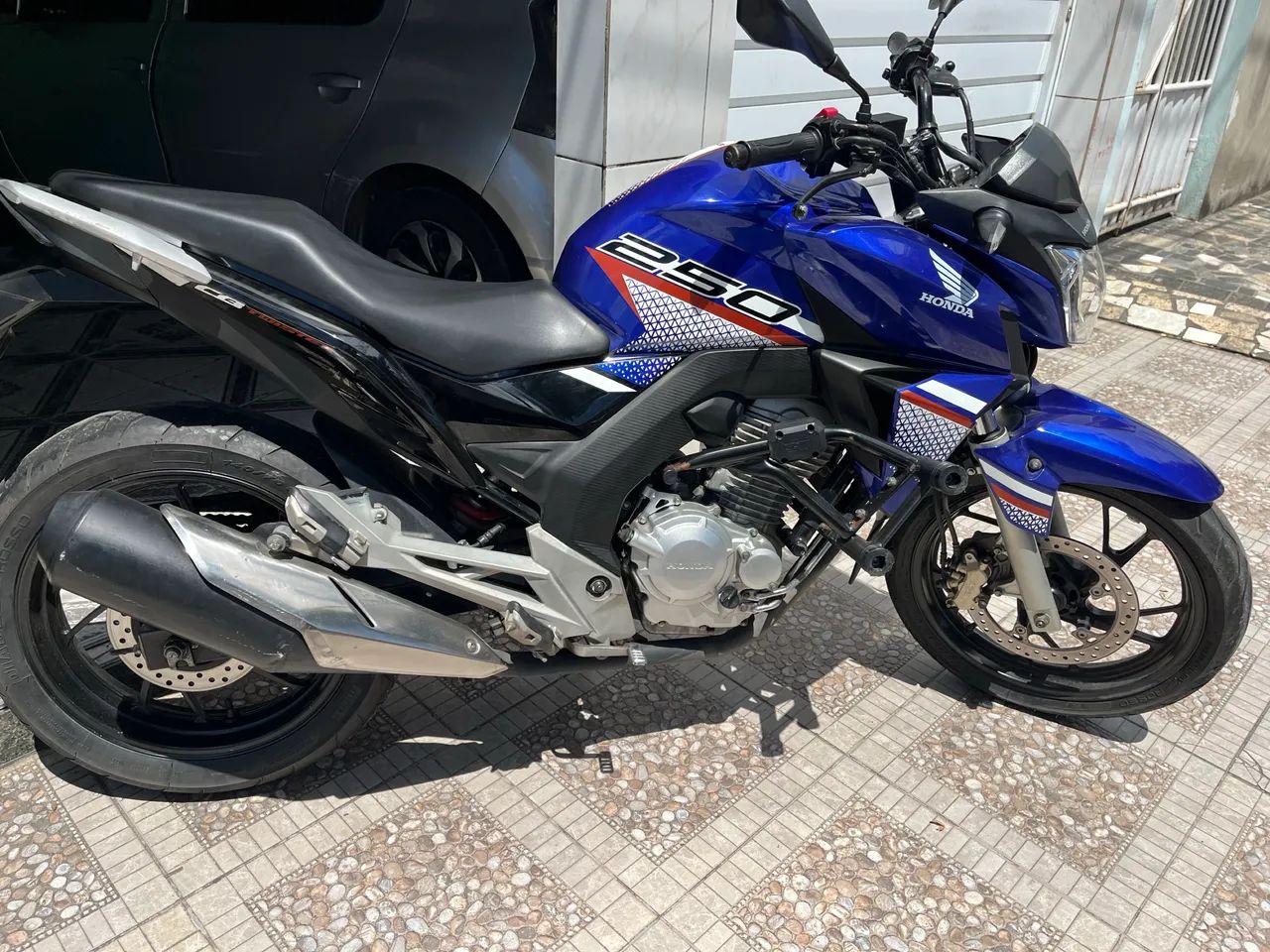 Cb 250 Twister 2022 - Foto 3