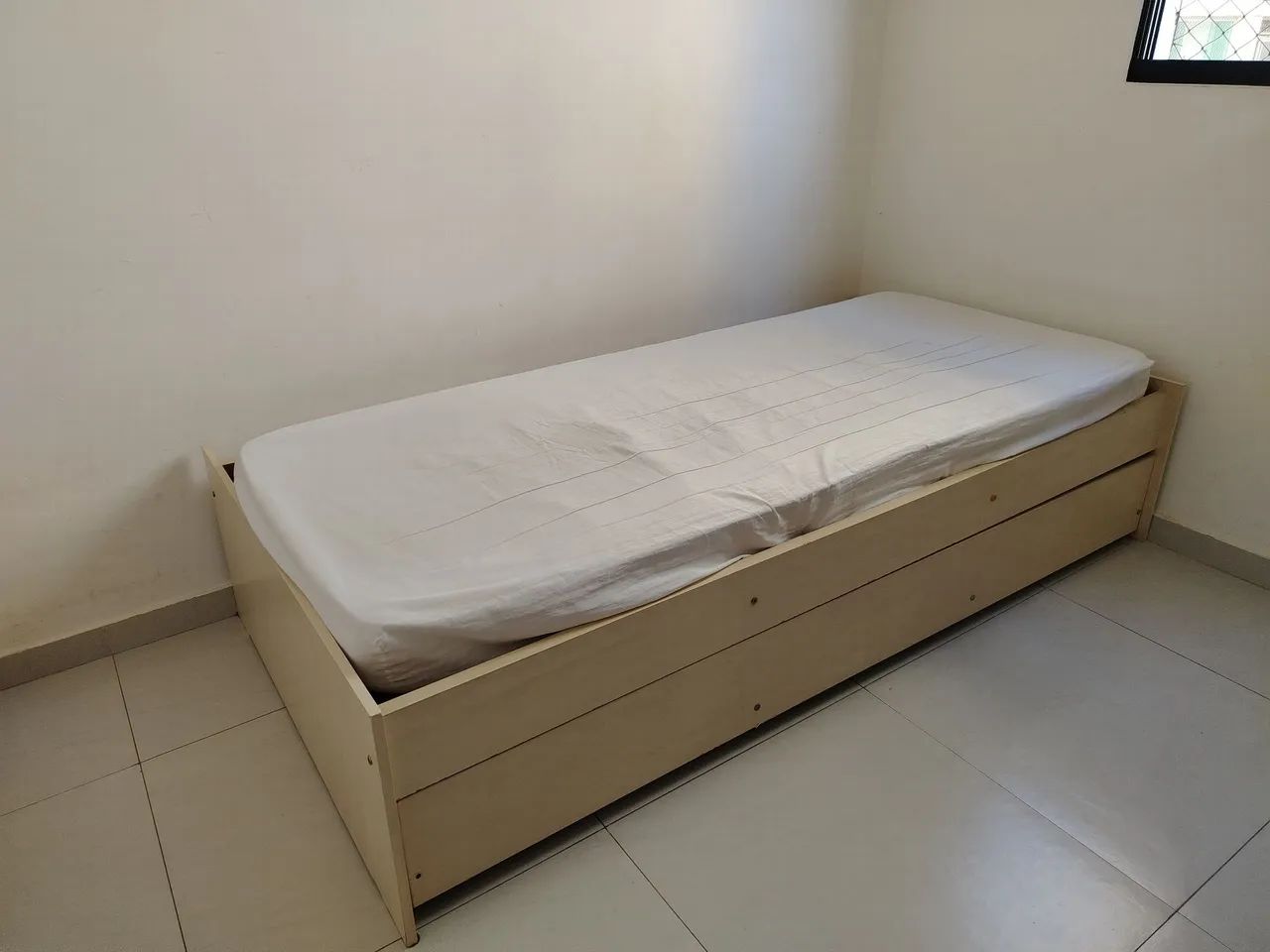 Cama de solteiro com auxiliar - 1 Colchão de brinde