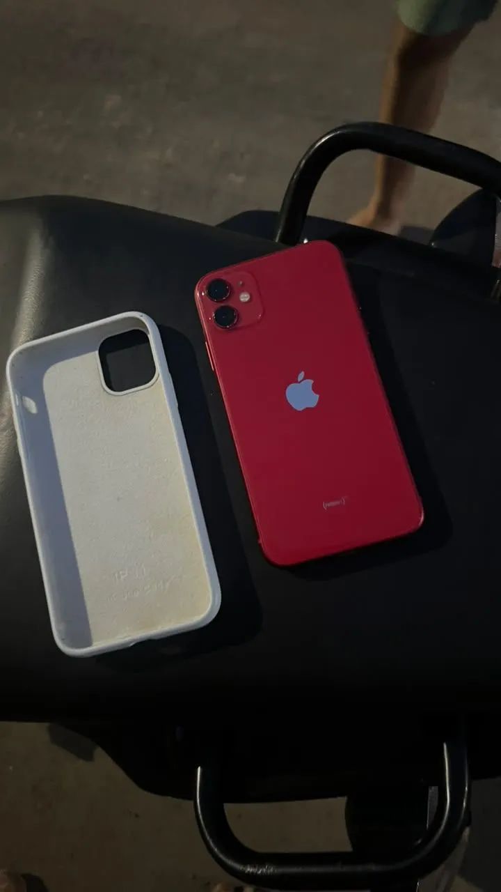 Iphone 11 128gb vermelho 