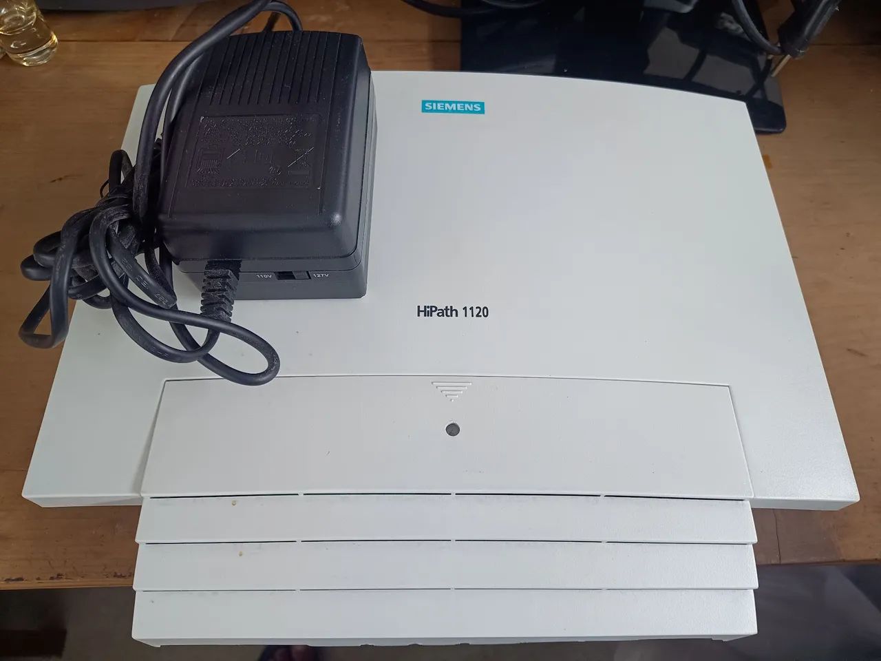 Vendo Central Telefónica Siemens Hipath 1120, 4 troncos e 12 Ramais. LEIA.