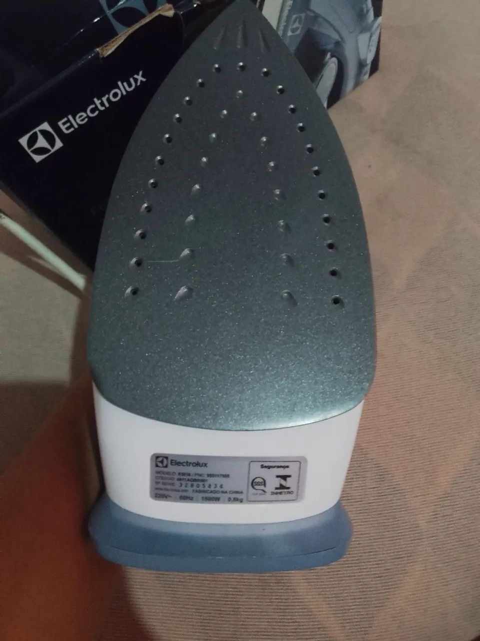 Vendo ferro de passar Eletrolux - Foto 3