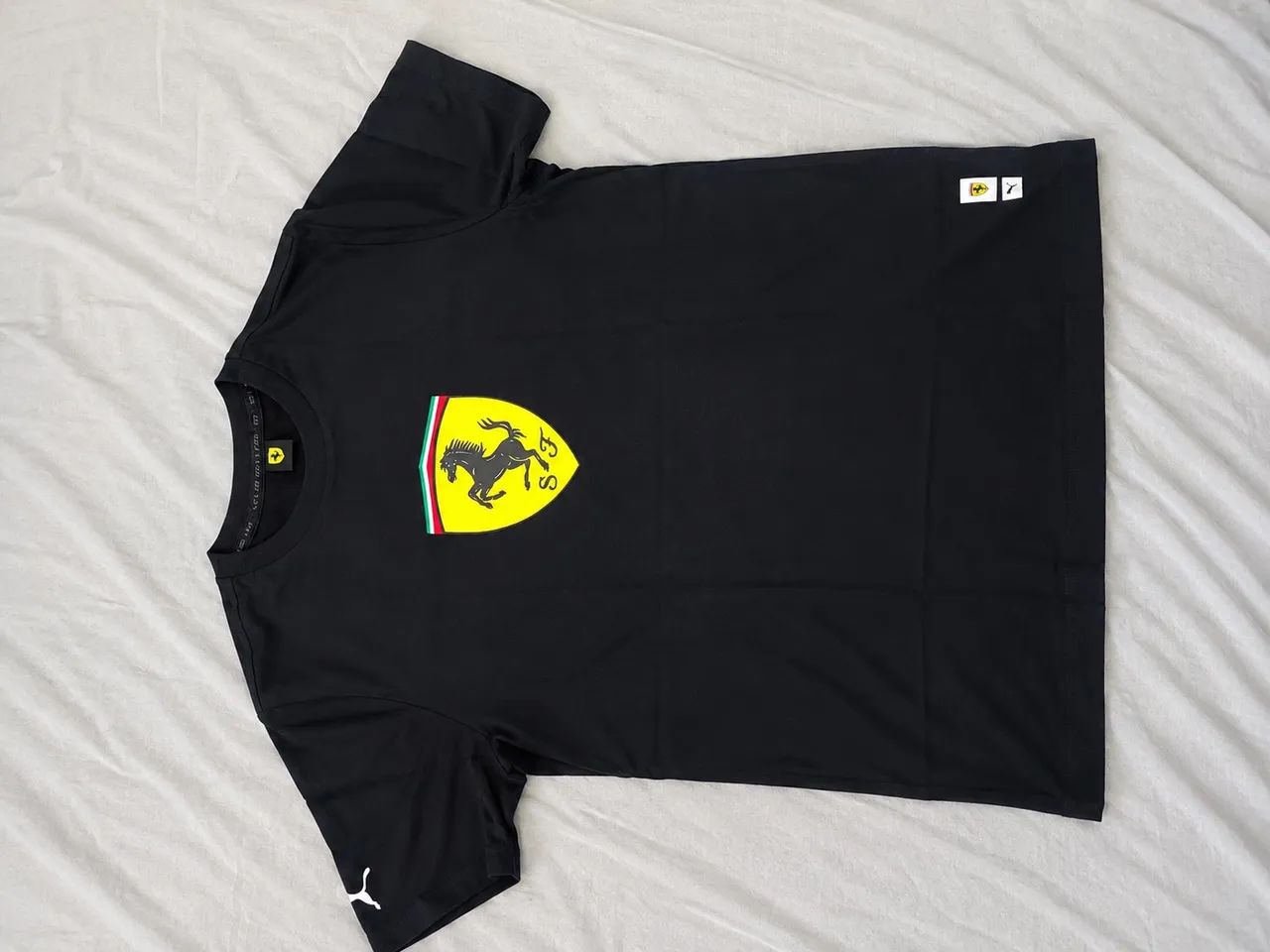 Camisa puma e ferrari