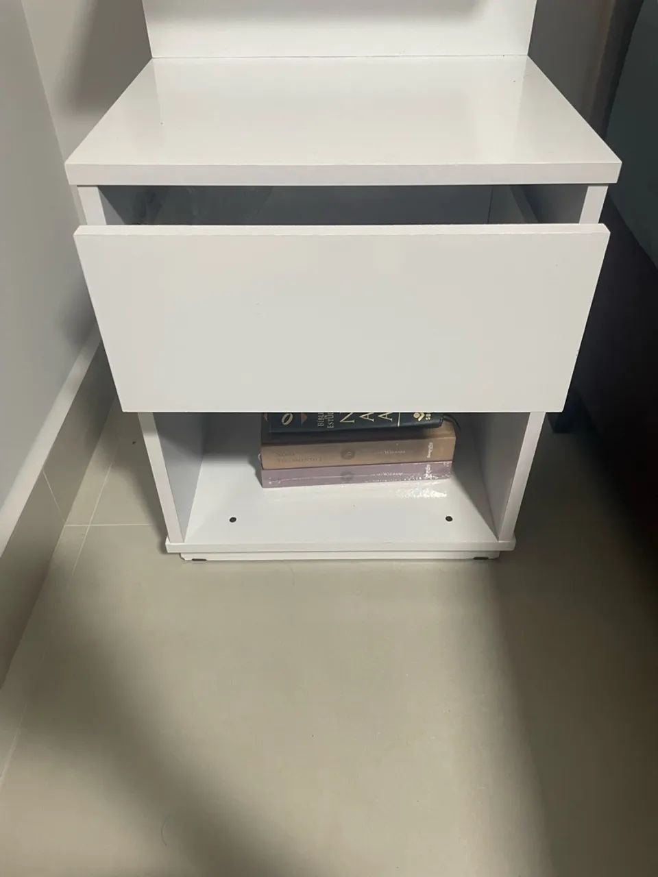 Mesa de Cabeceira  - Foto 2
