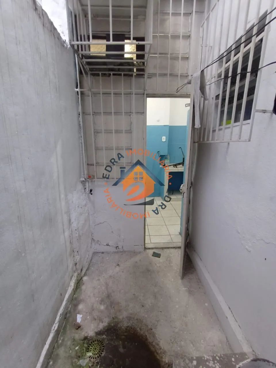 Casa comercial para aluguel em Bonsucesso - Foto 2