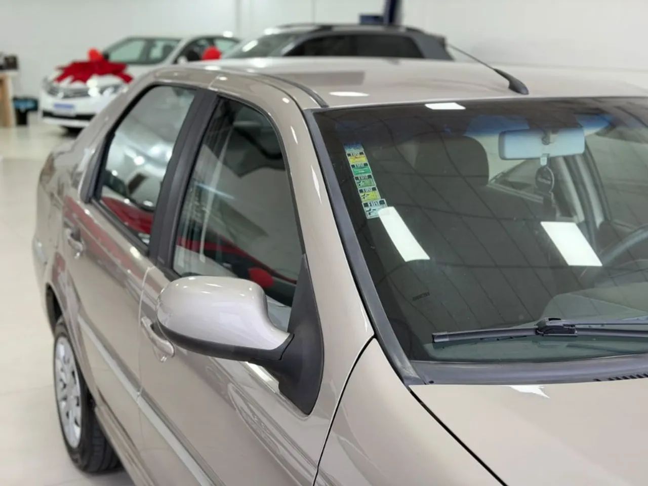 Fiat Siena EL 1.0 MPI Fire Flex 8V 4P 2012 - Foto 4