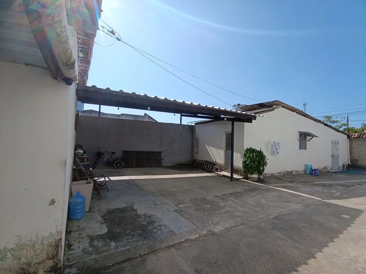 Terreno com 3 casas dentro  - Foto 2
