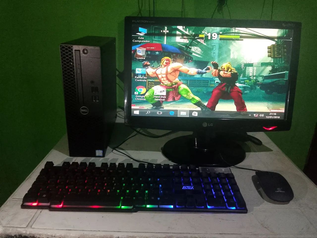 CPU core i3 7100 + 8 ram + tela 18,5
