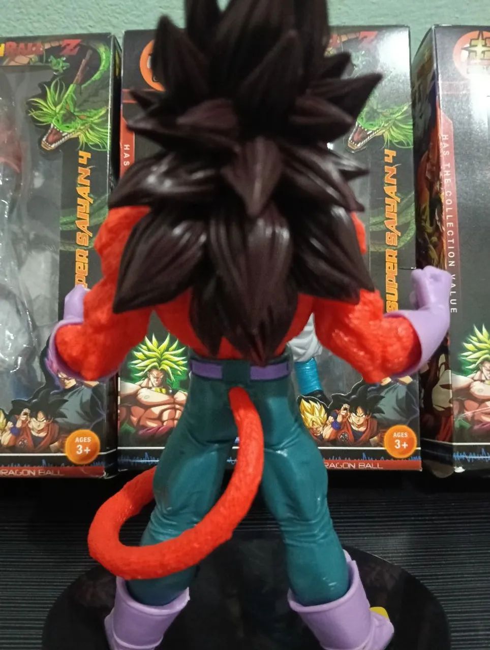 ESTATUETA VEGETA SSJ4 - Foto 5