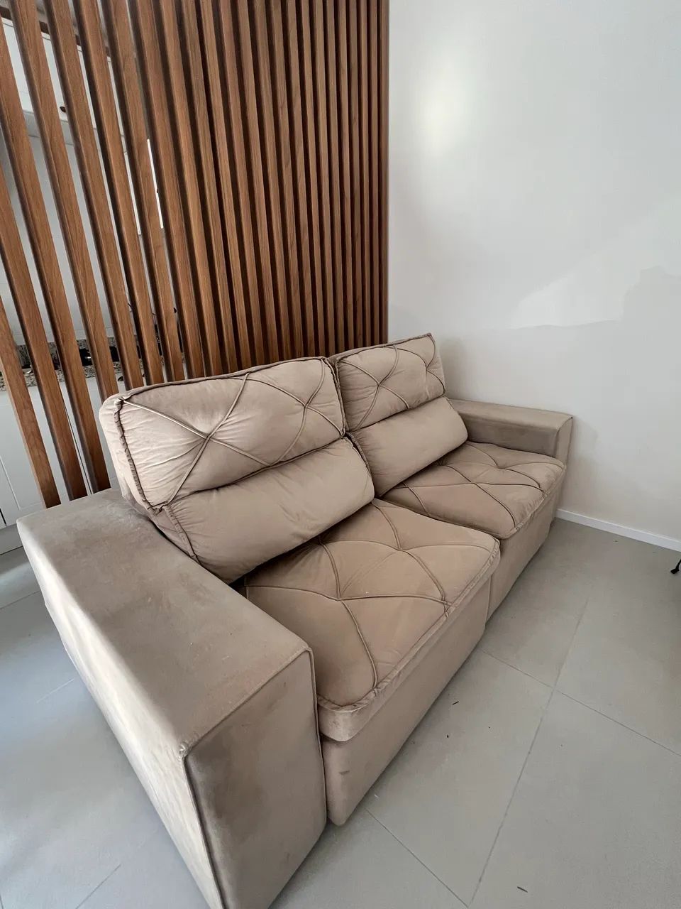 Sofá retrátil e reclinável 