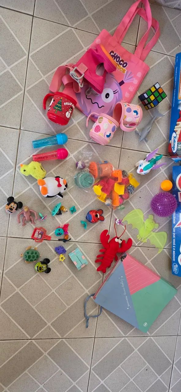 Lote de Jogos e brinquedos  - Foto 3