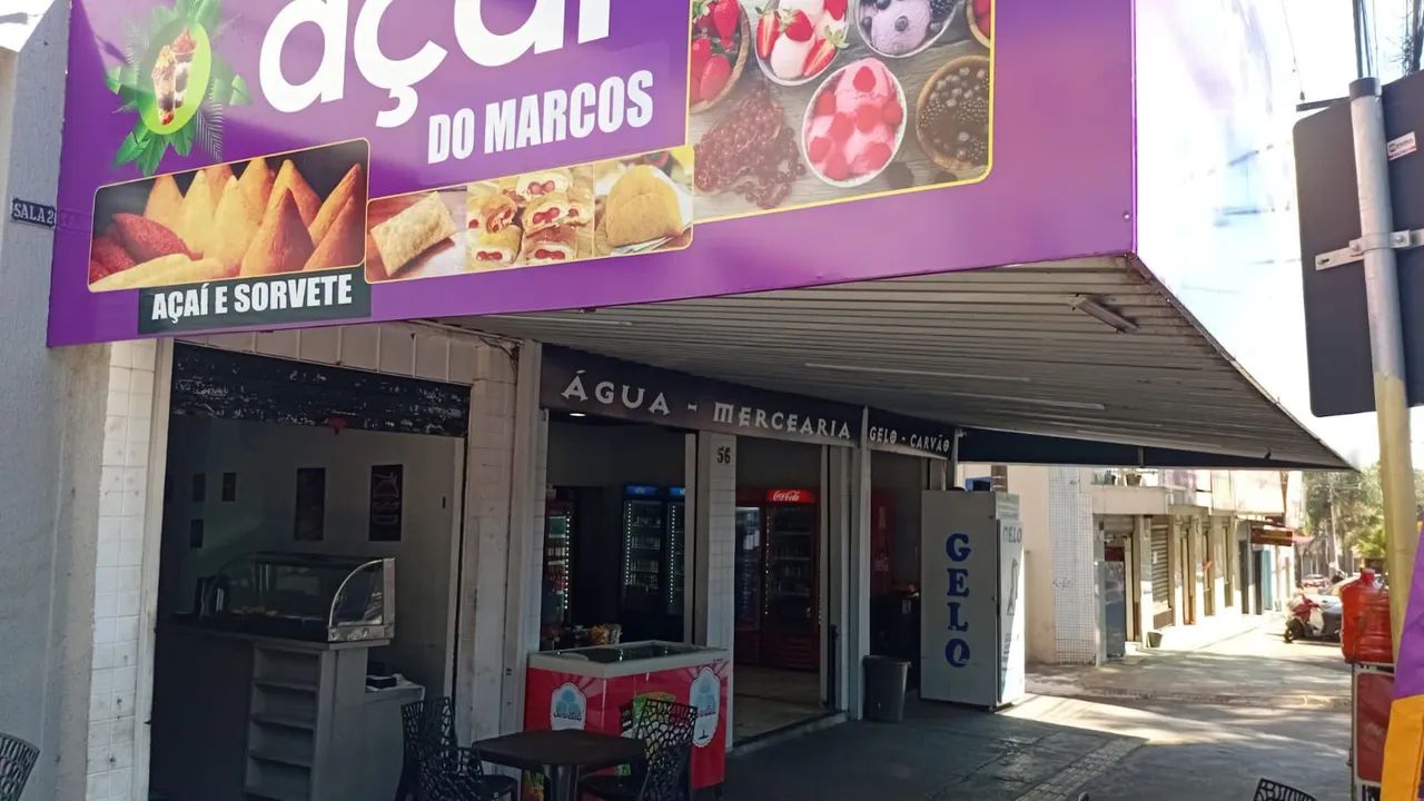 Açaíteria/lanchonete 