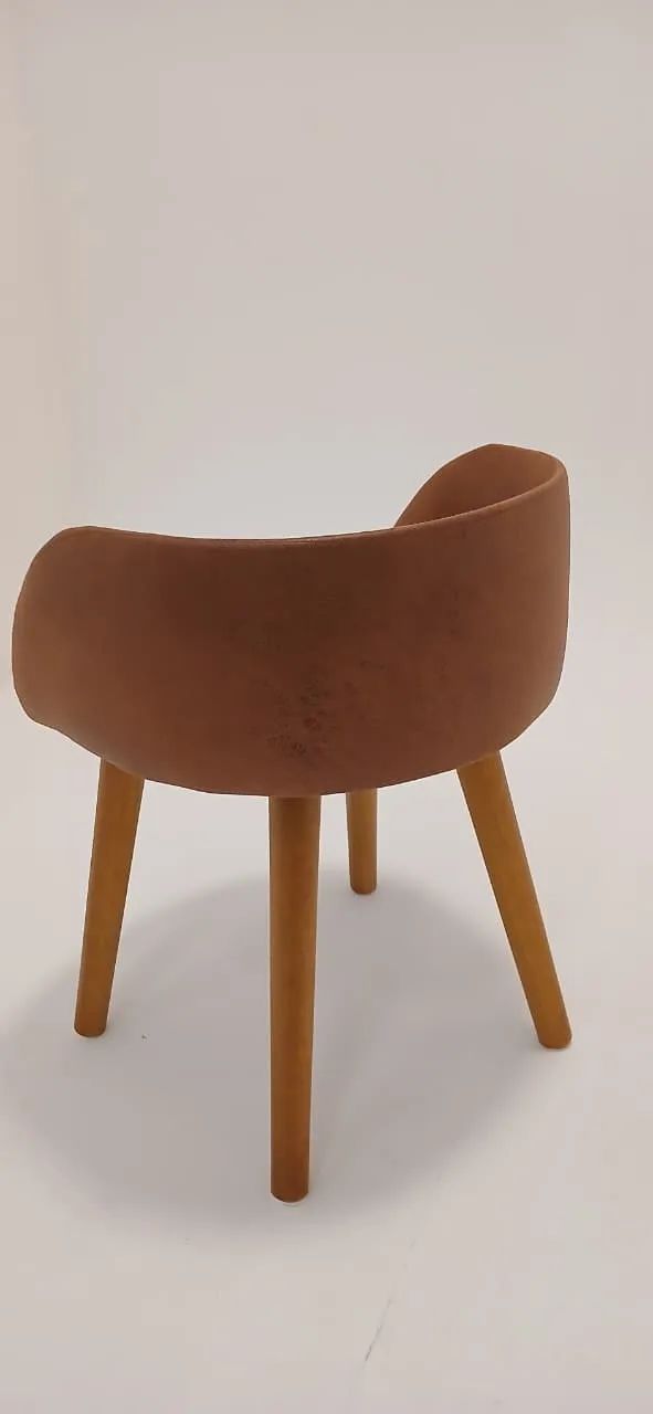 Cadeira Estofada Estilo Poltrona em Corino Caramelo - Foto 5