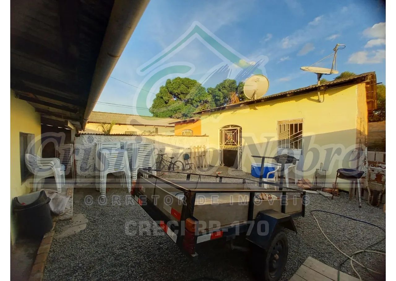 Vende Excelente Casa com Ponto Comercial em Funcionamento - Foto 4