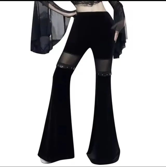 calça de veludo flare gótica preta
