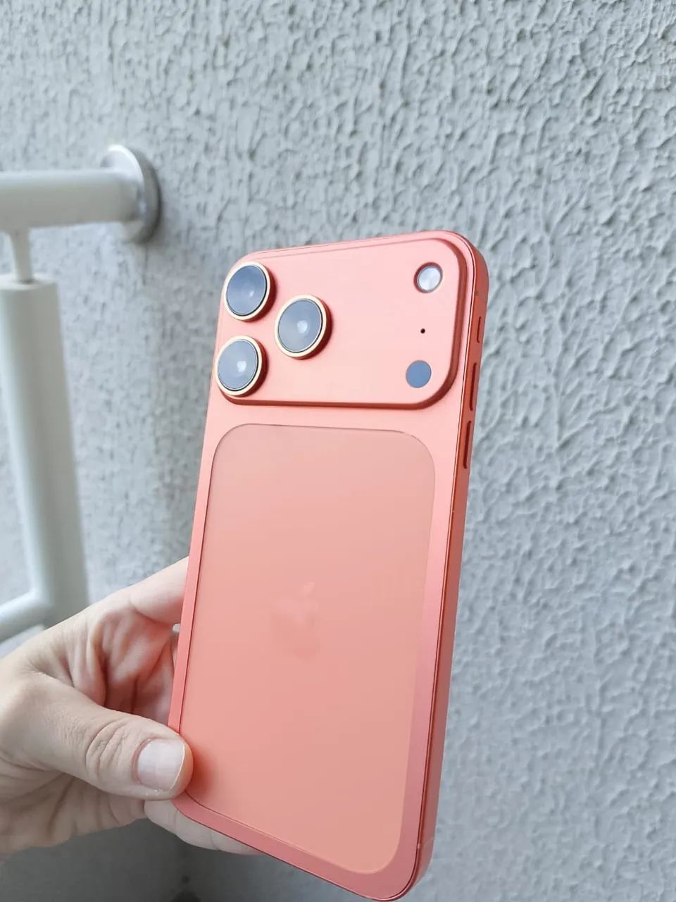 IPhone XR transformado em IPhone 17 Pro - Celulares e Smartphones