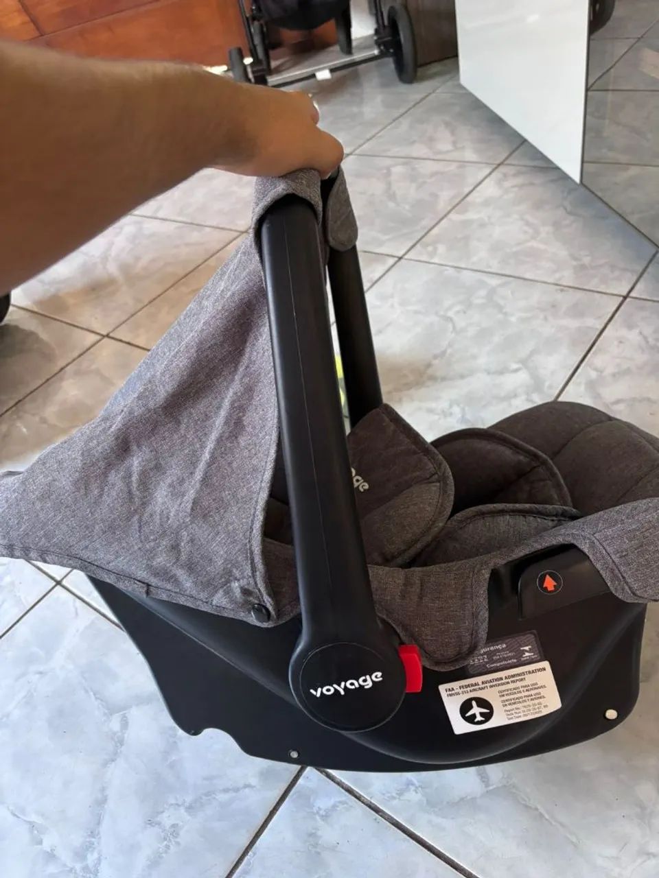 Bebê Conforto Voyage Beta Cinza - Excelente Estado - Foto 2