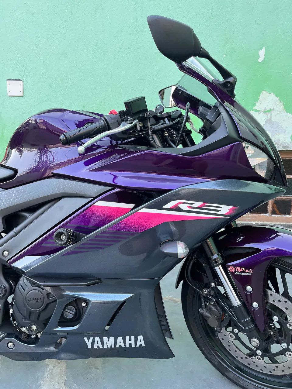 Yamaha R3 2024 - Foto 5