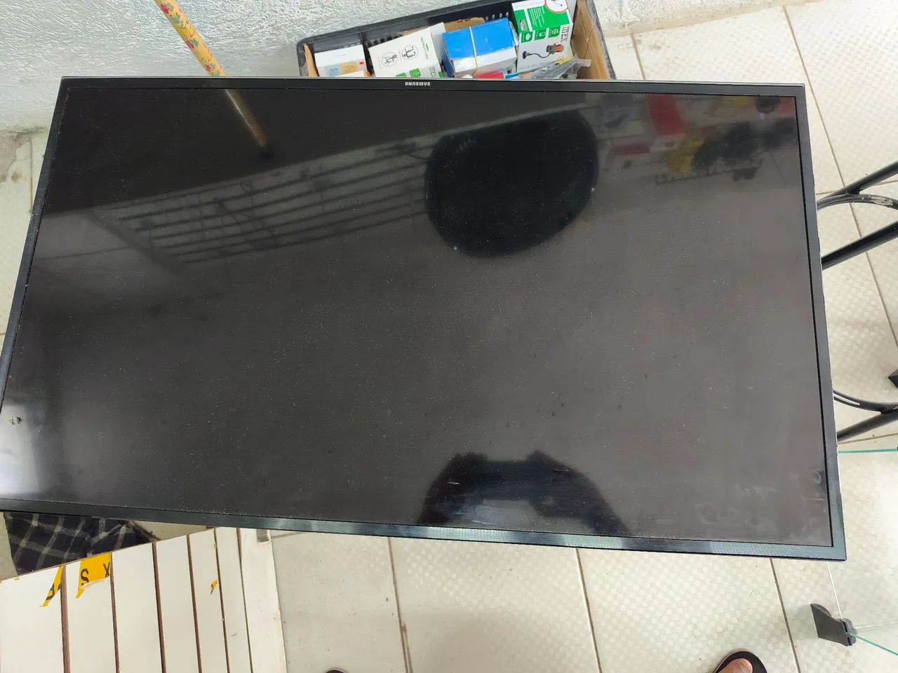 Tv Samsung smart 40 polegadas retirar pcs