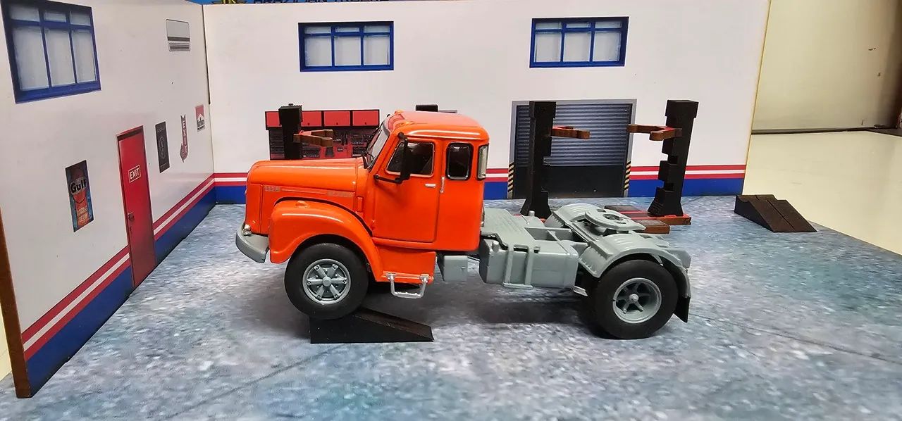 Miniatura Scania 111s Laranja 1:64 - Foto 2